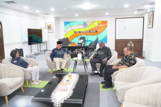 Walikota Jayapura Temui Kepala BKN RI, Perjuangkan Nasib 314 Honorer Port Numbay